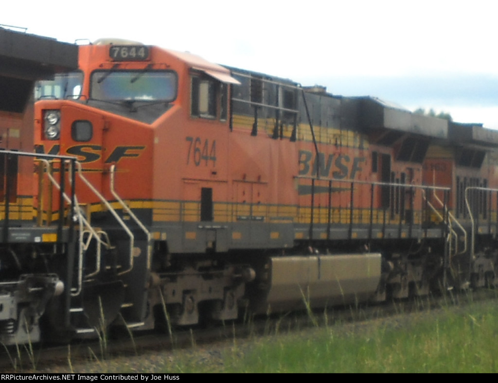 BNSF 7644